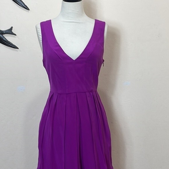 NEW! Walter Baker Magenta CDC Cutout Bow Back Silk Pleated Front Cocktail Dress - Picture 2 of 7